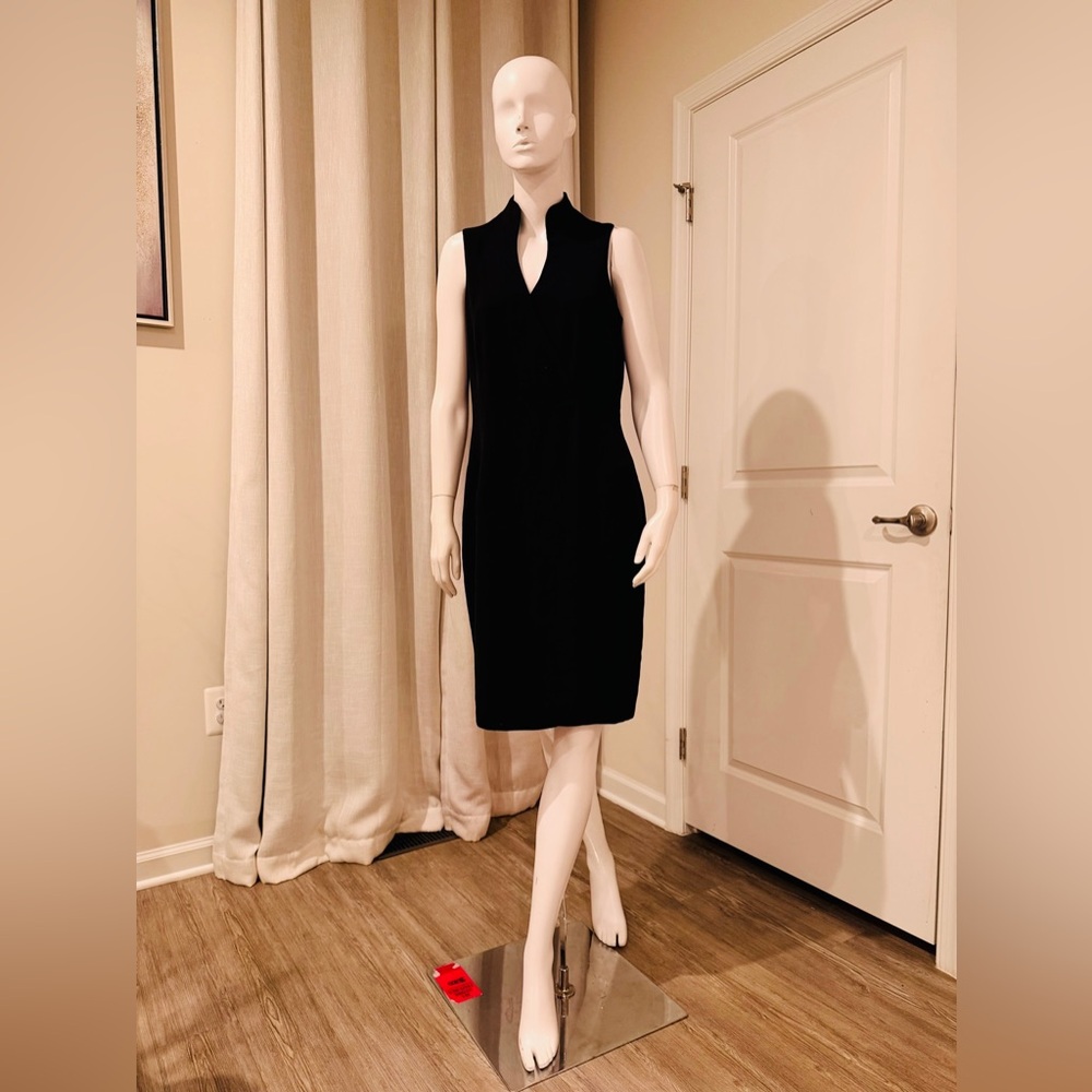 Mariana Classic Black Outerwear